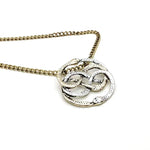 Collier Médaillon aux Serpents Entrelacés - Vignette | Médiéfan