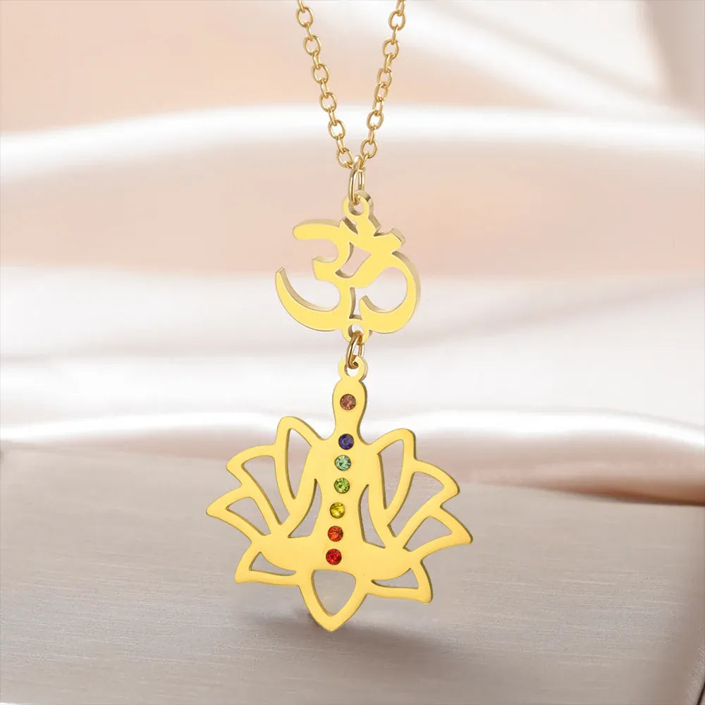 Collier Om et Yogi en Lotus 7 Chakras