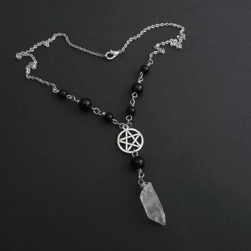 Collier Pentacle Perlé à Pointe de Cristal