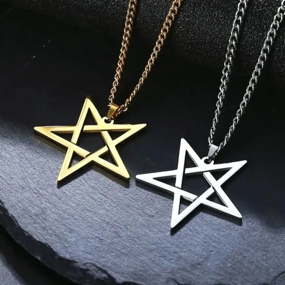 Collier Pentagramme Inversé Ajouré