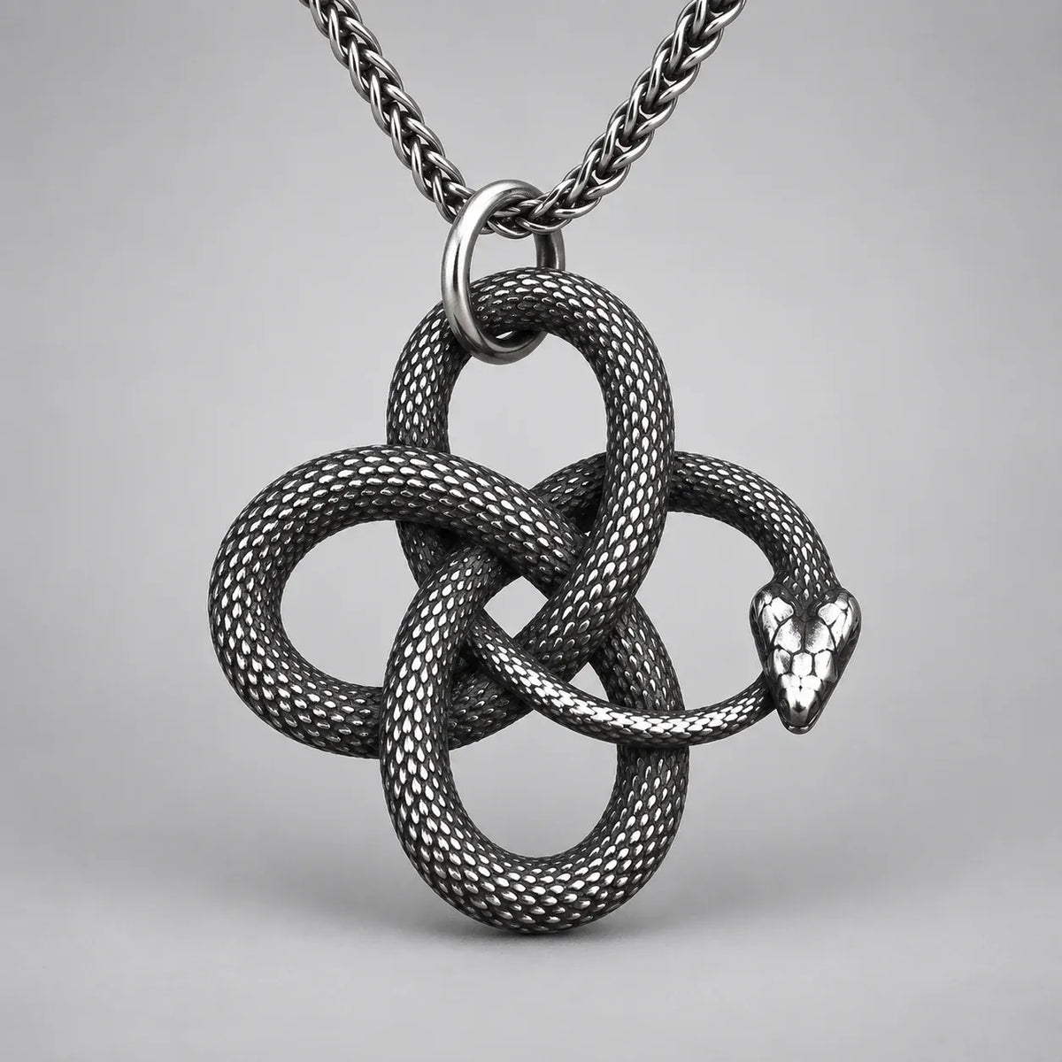 Collier Serpent au Nœud Infini Chaîne épi
