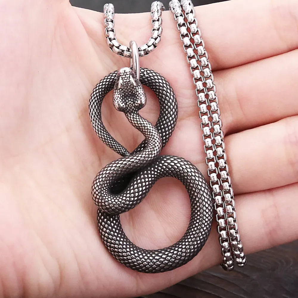 Collier Serpent en Boucle