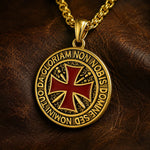 Collier templier pendentif médaillon croix rouge doré - Vignette | Médiéfan
