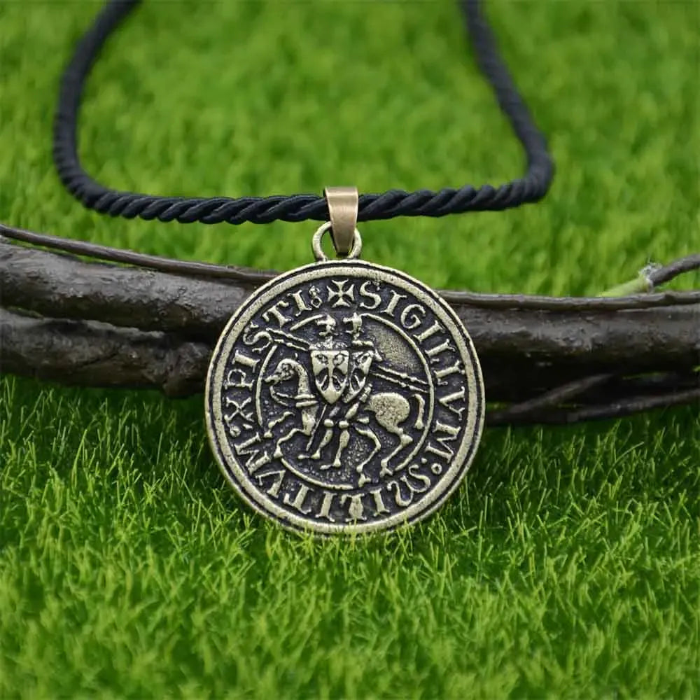 Collier templier pendentif sceau des cavaliers « Sigillum Militum » Chaîne en coton bronze