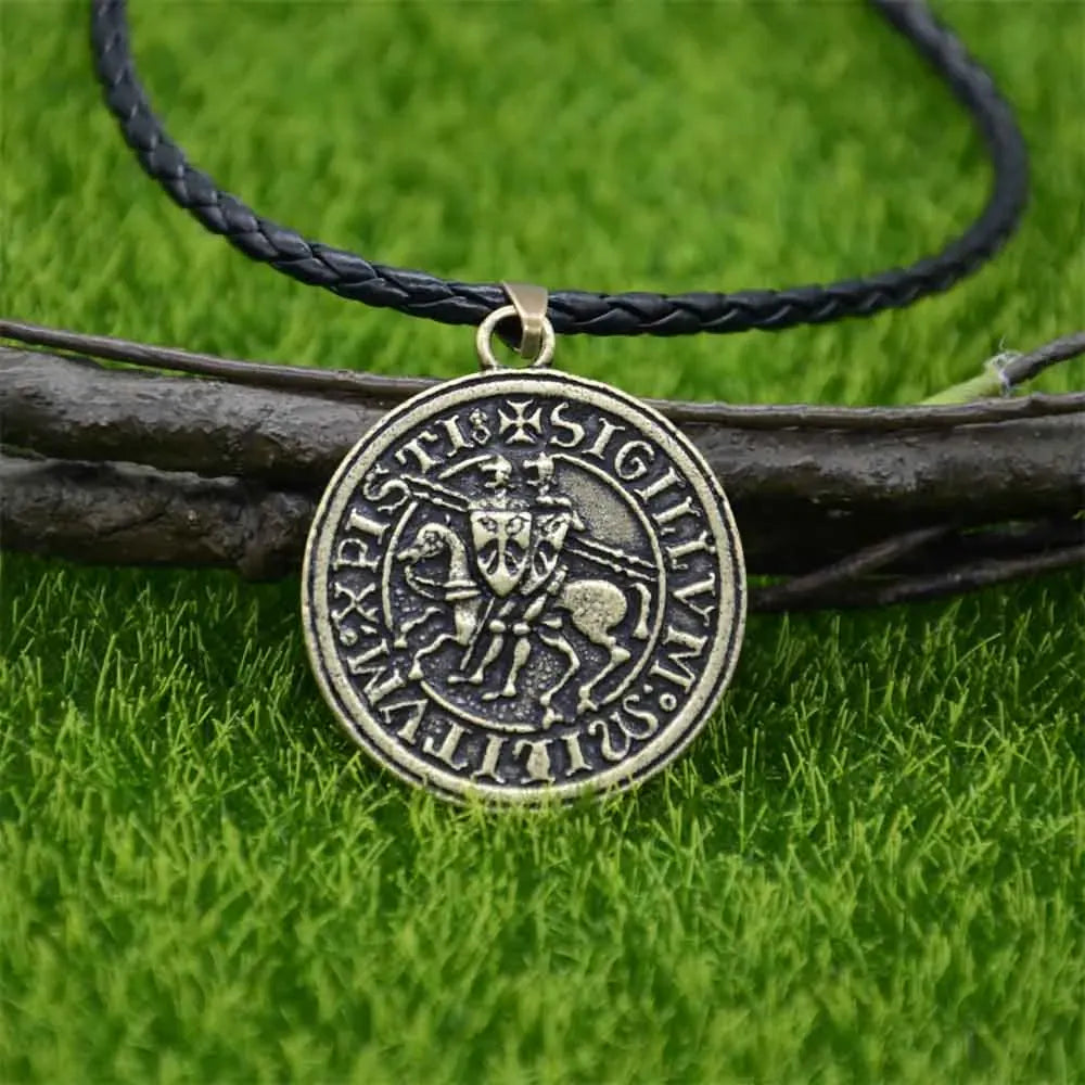 Collier templier pendentif sceau des cavaliers « Sigillum Militum » Chaîne en cuir bronze