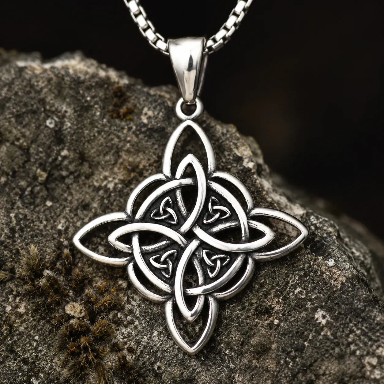 Collier Triquetra Celtique