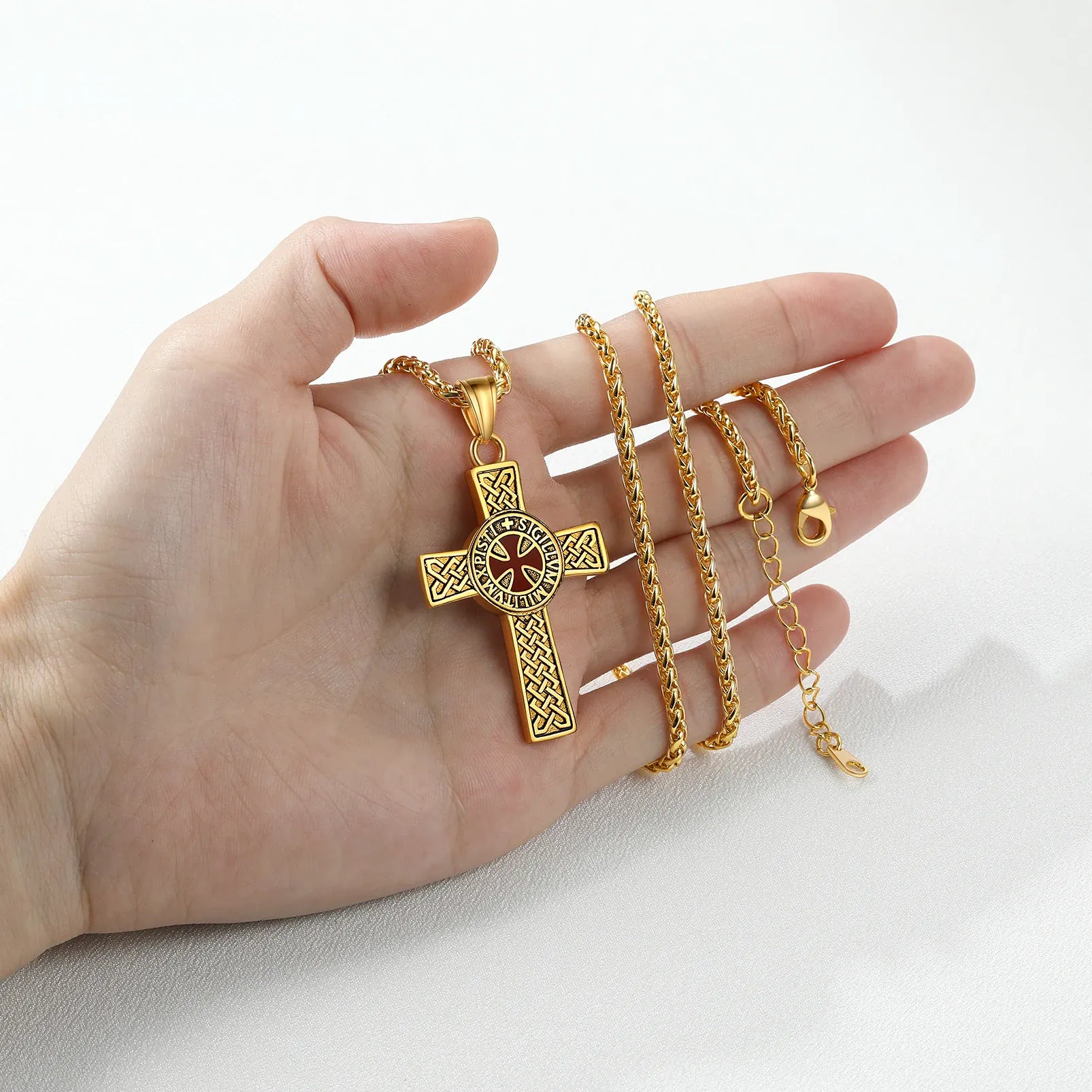 Colliers de la présidence du templier en acier inoxydable U7 pour hommes, étiquette de bouclier croisé de chevalier, amulette en relief 3D, symboles, chrétien, unisexe, cadeau de bijoux Cross -Gold