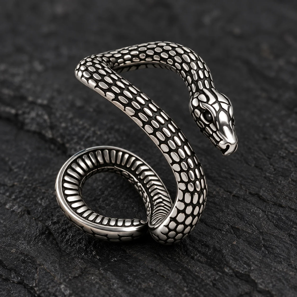 Bijou d'Oreille Petit Serpent Écaillé