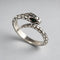 Bague Serpent Œil Vert sur fond clair