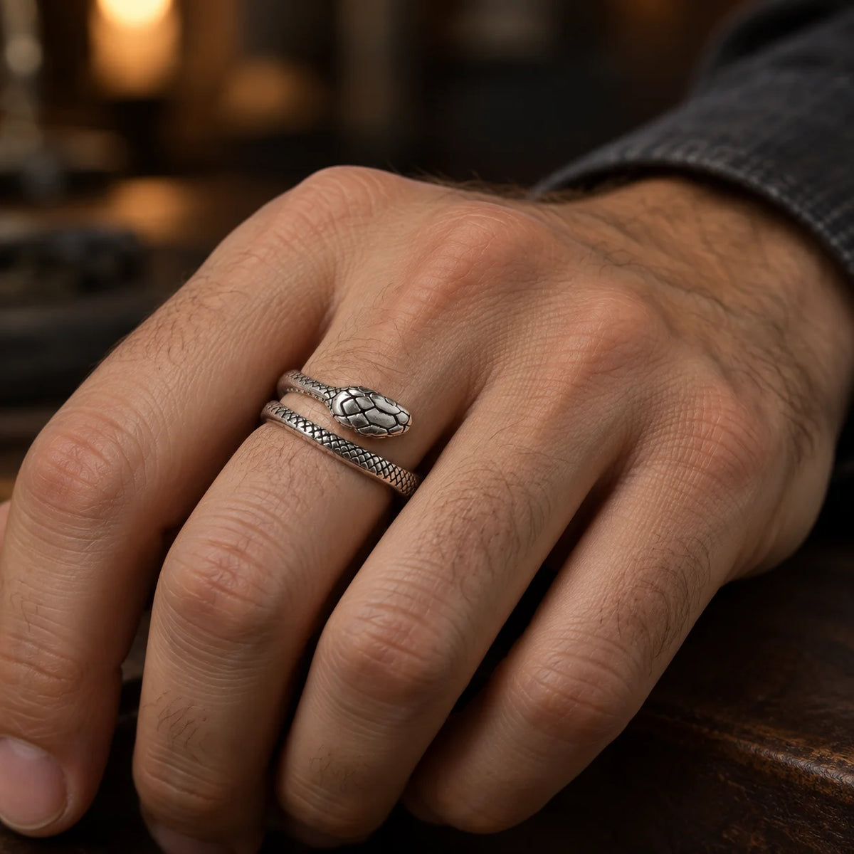 Bague Serpent Spirale Double Tour porté
