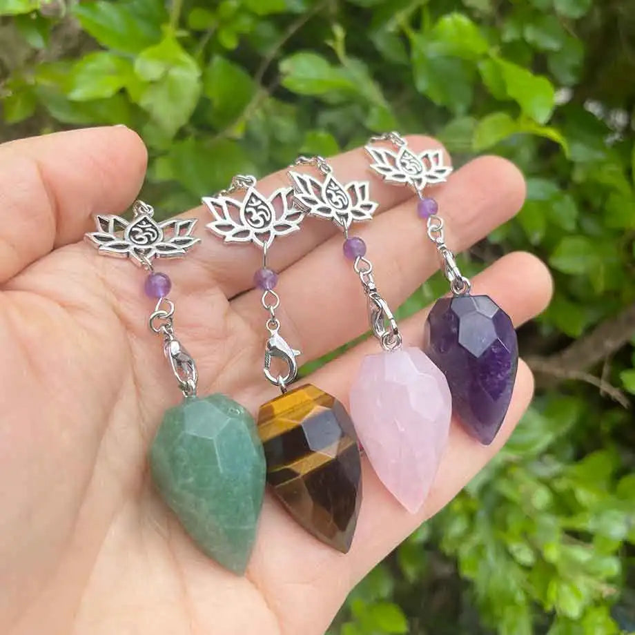 Pendule Lotus en Pierre Naturelle