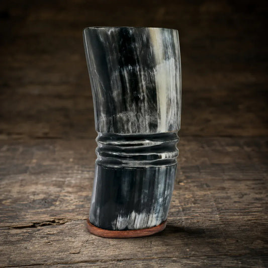 Verre en Corne de Buffle